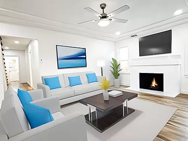 912 East Andrews Avenue