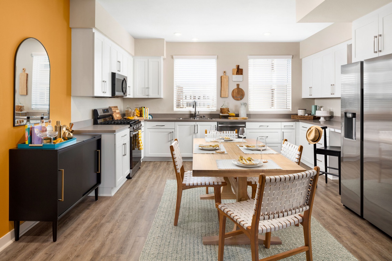 1265 East 9th Street