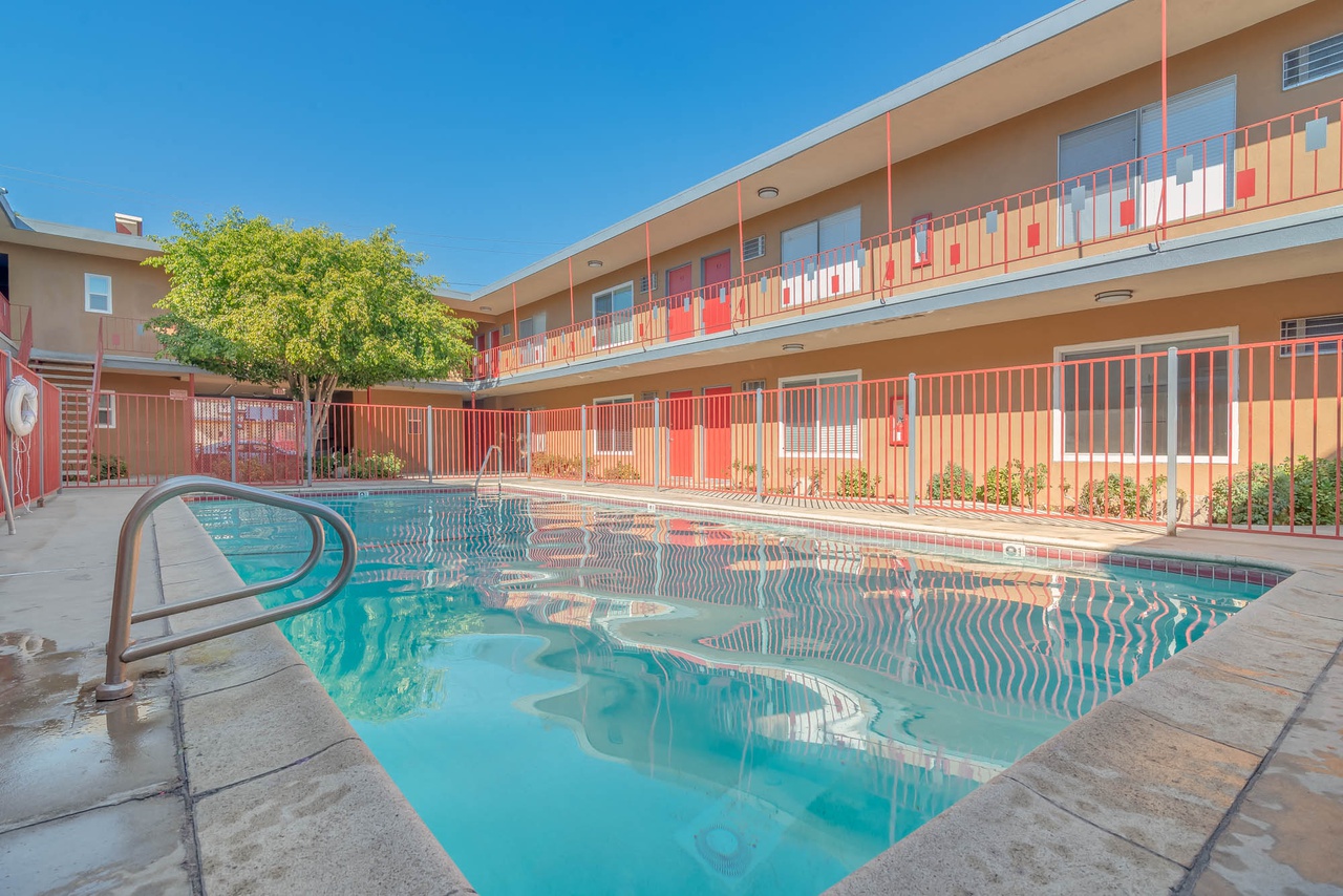 1512 West Mission Boulevard