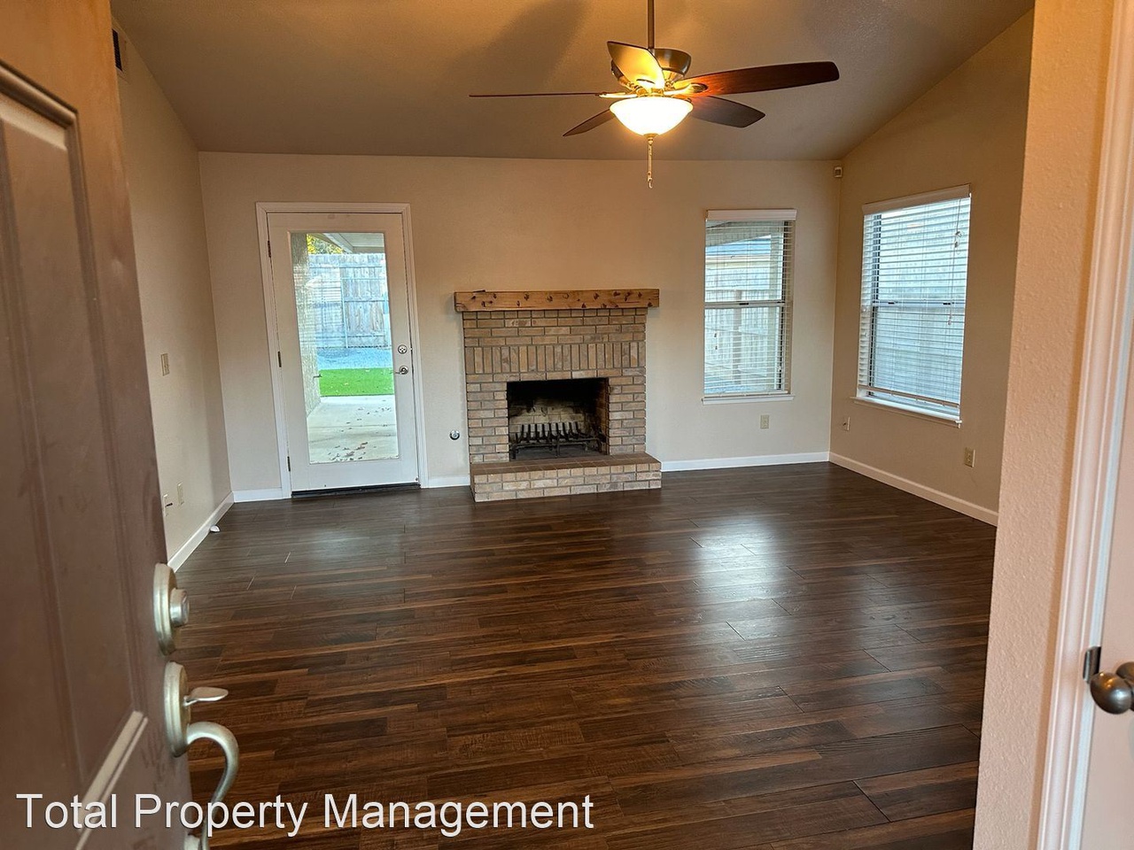 1622 South Peppertree Court