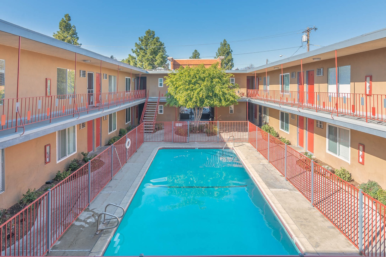 1512 West Mission Boulevard