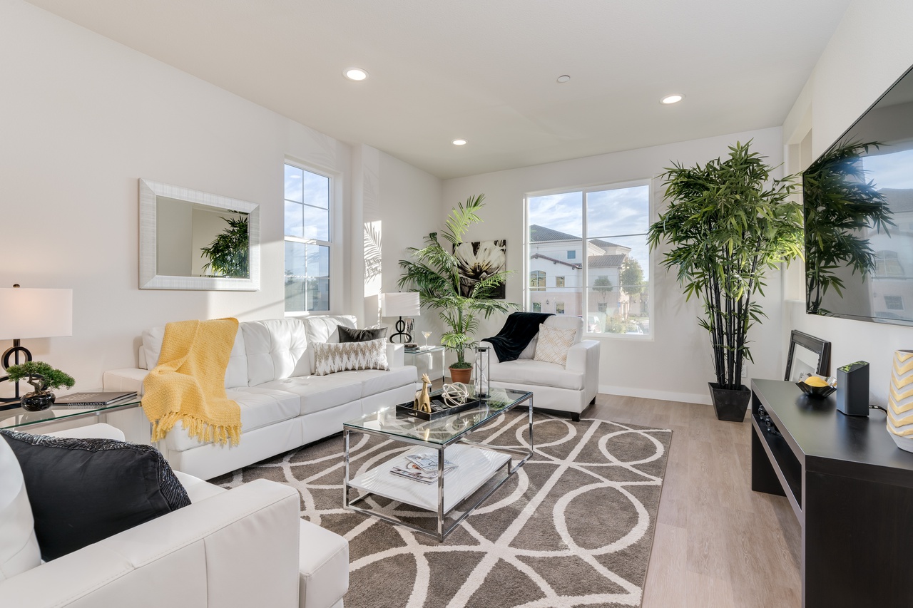 237 West McCoy Lane, Unit 10