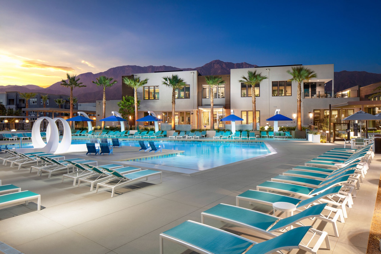 5353 Wilshire Boulevard