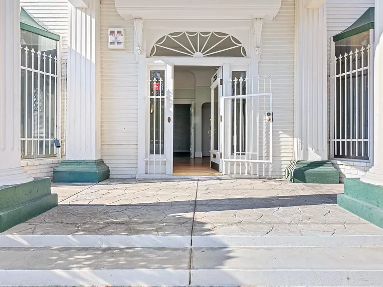 235 North Fulton Street